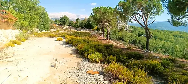 Land for Sale in Kfardebian, Lebanon