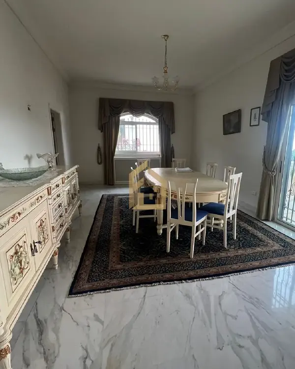 Villa for Sale in Qornet El Hamra