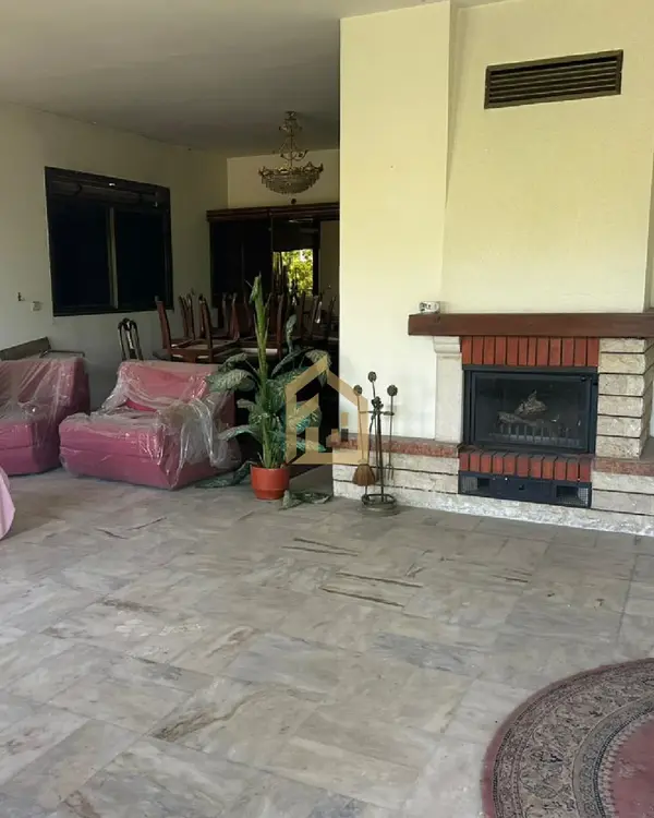 Apartment triplex for Sale in Ajaltoun
