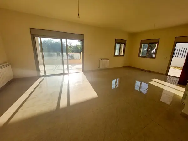 Apartment in Qornet El Hamra, Metn