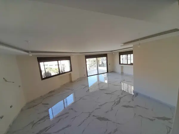 Apartment in Baabdat, Metn