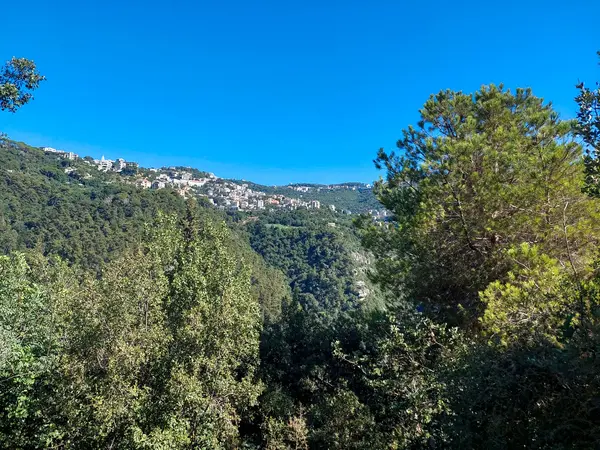 Land in Qornet El Hamra, Metn
