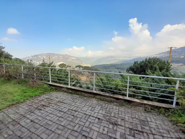 Triplex in Araya, Baabda with Breathtaking Mountain View