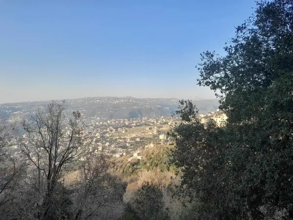 Land in Bikfaya, Metn