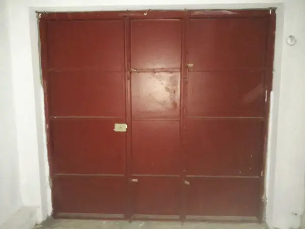 Prime Location Shop/Warehouse in Broumana, Metn
