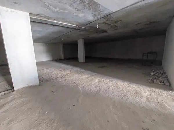 Warehouse for Rent or for Sale in Beit El Kikko, Metn