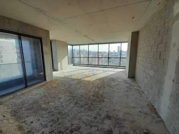 Office for Sale or for Rent in Sin El Fil, Metn