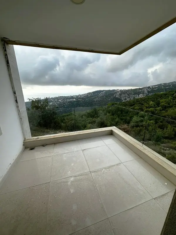 Apartment in Ajaltoun, Keserwan with View