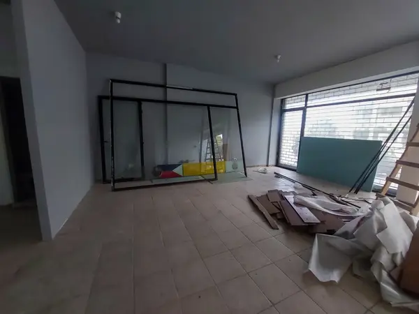 Prime Location Shop for Rent in Qornet Chehwan, Metn