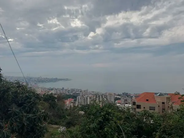 Land in Sahel Alma, Keserwan