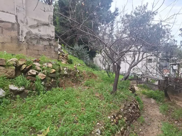 Land in Aaraya, Baabda Overlooking the Mountains & Highway