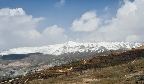 Land in Tarchich, Baabda Overlooking the Ocean and the Mountains