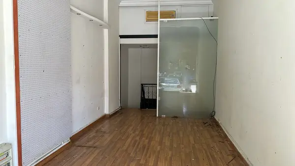 Prime Location Shop in Bauchrieh, Metn