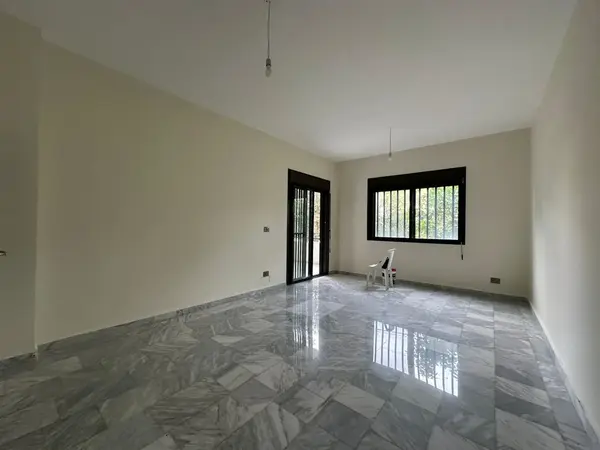 Apartment in Aoukar, Metn with Terrace/Garden
