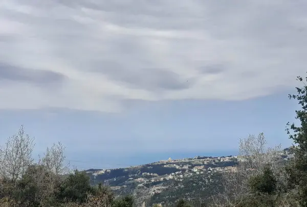 Land with 2 Old Houses in Ajaltoun Keserwan with View