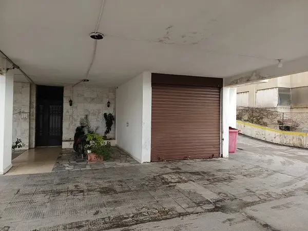 Warehouse in Mansourieh, Metn