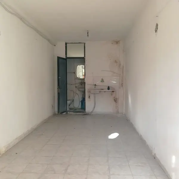 Prime Location Shop/Office in New Rawda, Metn