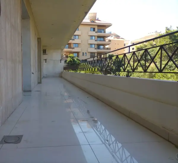 Warehouse/Apartment for Sale in Ram Bchamoun