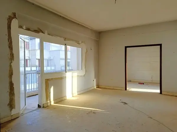 NEEDS RENOVATION-Apartment in Achrafieh, Gemmayzeh, Beirut