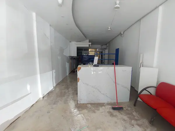 Prime Location Shop in Mtayleb, Metn