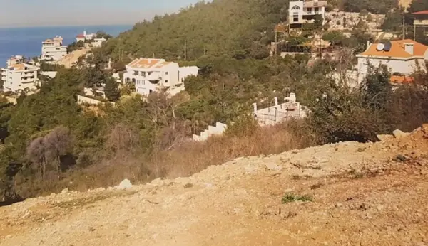 Land in Jouret El Ballout, Metn