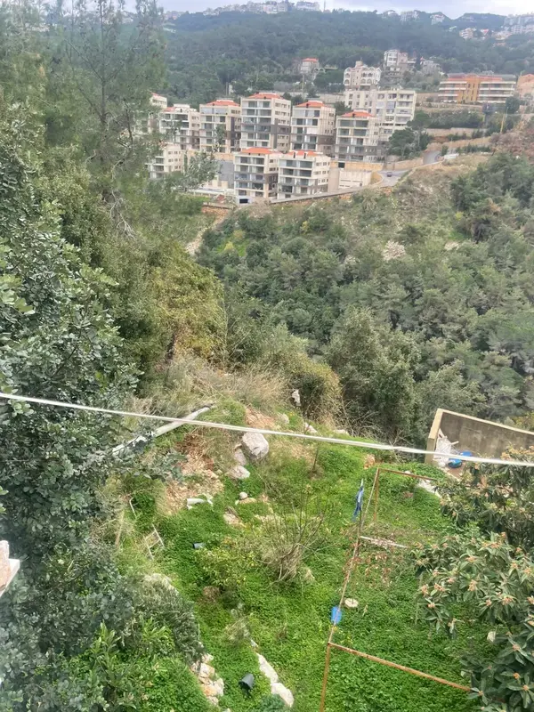 Land in Qannabet Broumana, Metn Overlooking the Mountains