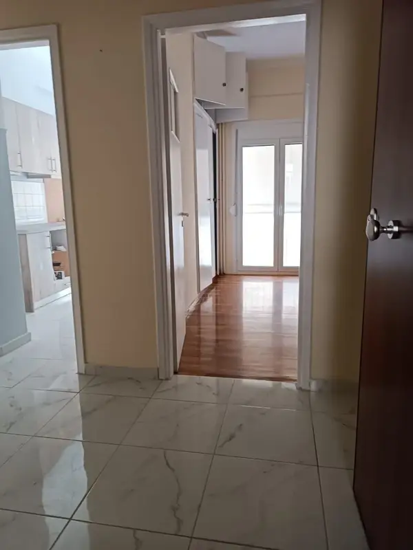 Apartment in Plateia Kaliatsou, Central Athens, Greece