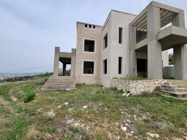 Under Construction Villa for Sale In Halat