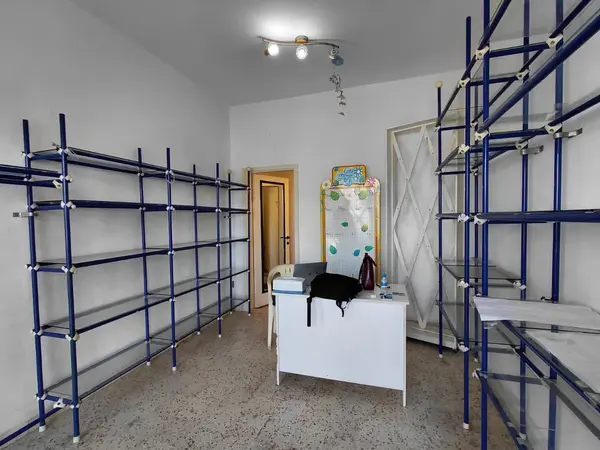 Shop for Rent In Blat