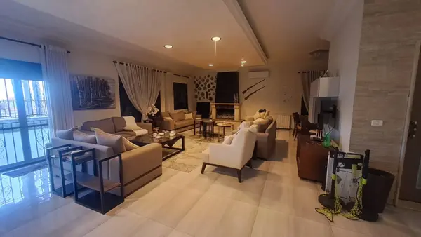 Villa for Sale in Bolonia