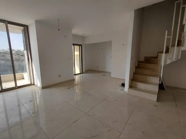 Triplex for Sale In  Hboub  Jbeil
