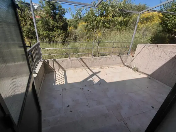 Chalet for Rent In Annaya
