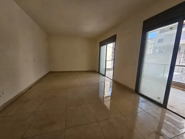 Apartment for Sale In Adonis.