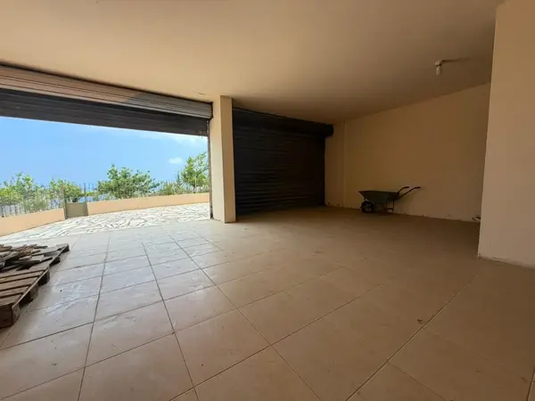 Shop for Rent In Blat