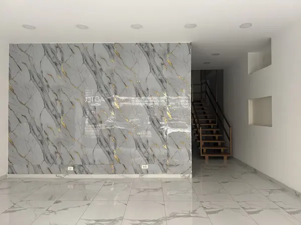 Showroom for Rent in Jdeideh