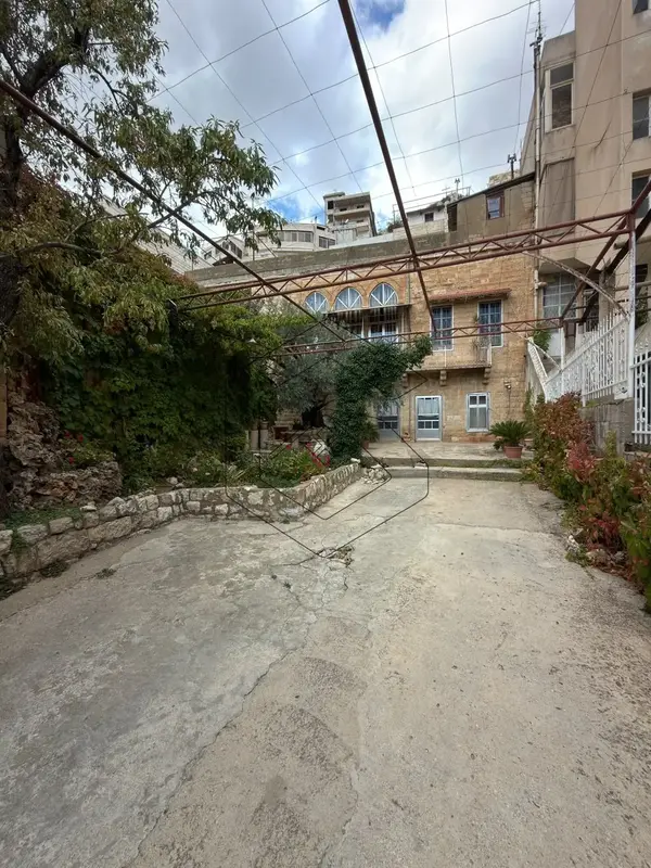 Old House for Sale in Zahle