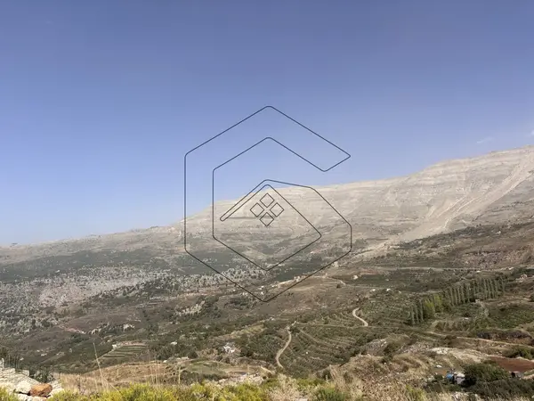 Land for Sale in Zaarour