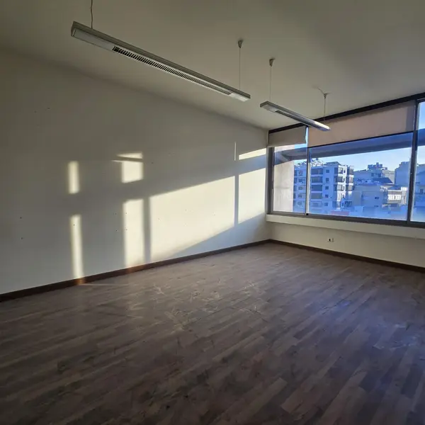 Office/clinic for Rent in Ain el Remmaneh Baabda