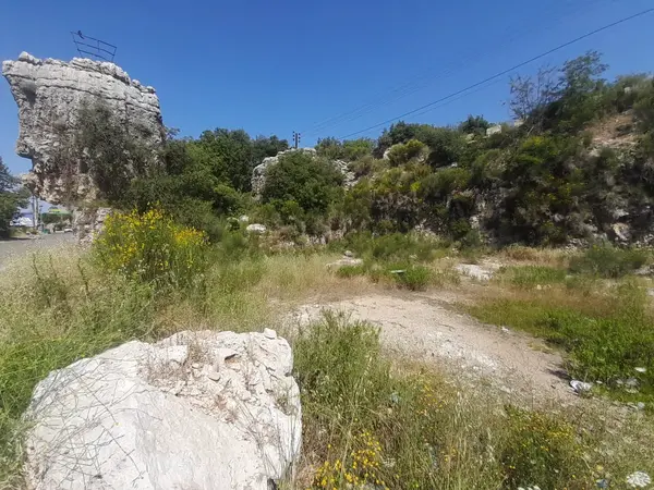 Land for Sale in Faitroun