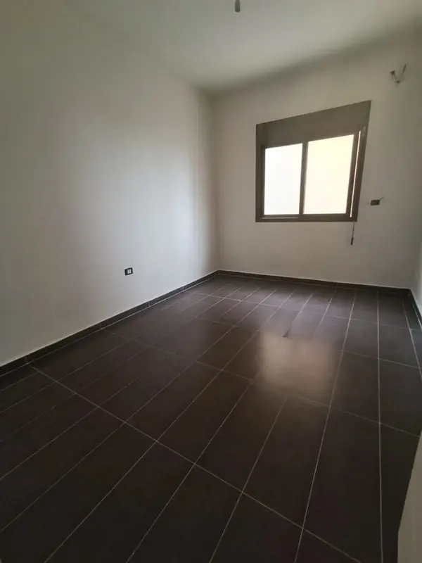 For Sale: Apartment in Mar Chaaya, Metn