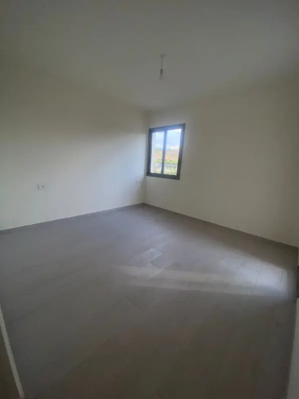 For Sale: Apartment in Dbayeh, Metn