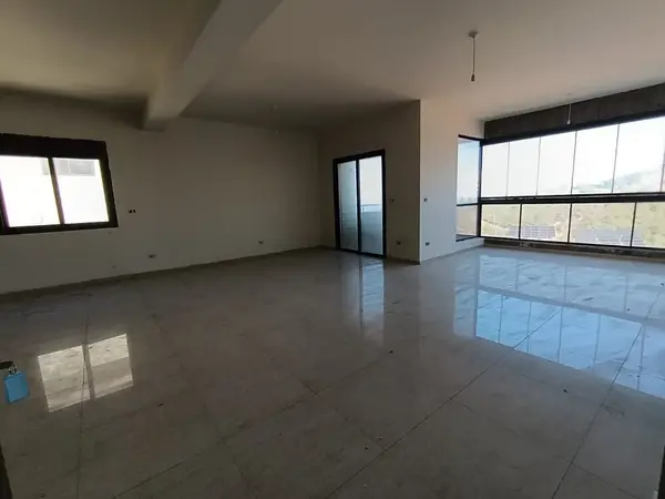 For Sale: Apartment in Tilal Ain Saade, Metn