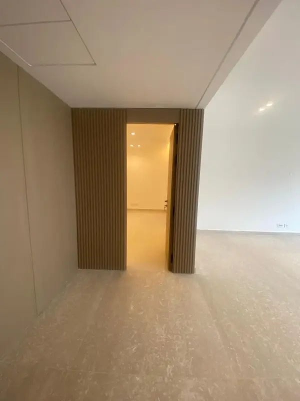 For Sale: Apartment in Ramlet El Bayda