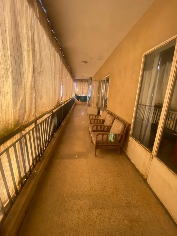 For Sale: Apartment in Ain El Remmeneh
