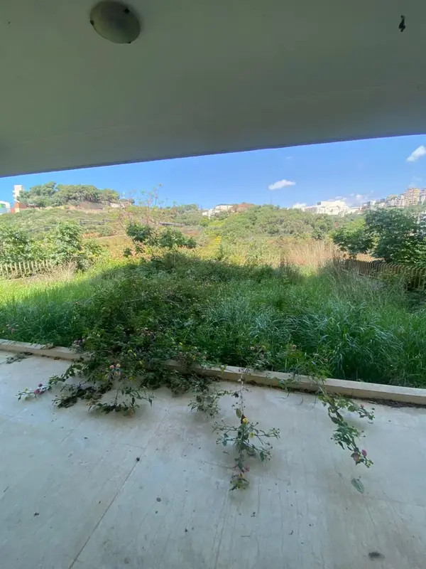 For Sale: Apartment in Naccache