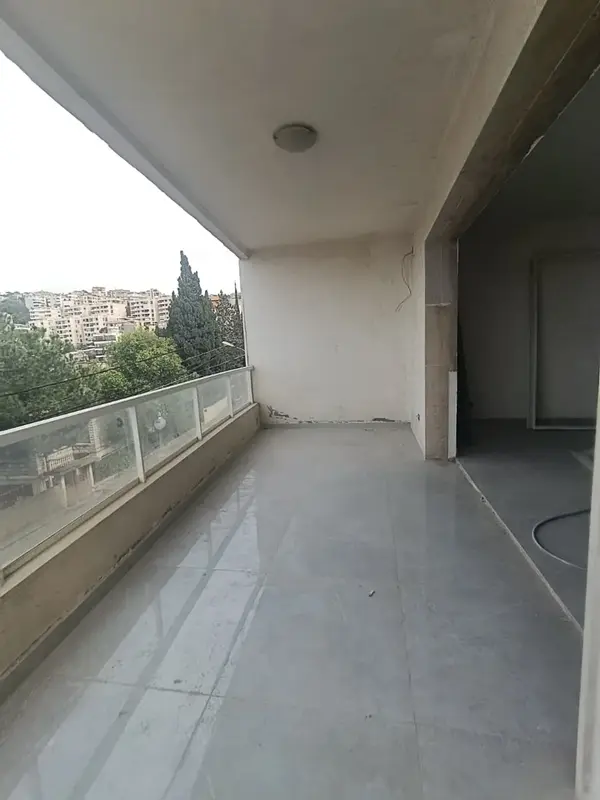 For Sale: Apartment in Bsalim