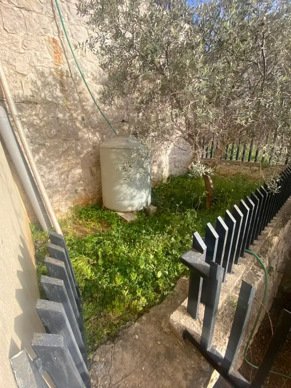 For Sale: Apartment in Dbayeh