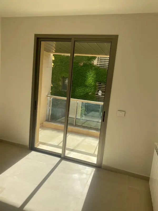 For Sale: Apartment in Beit Misk