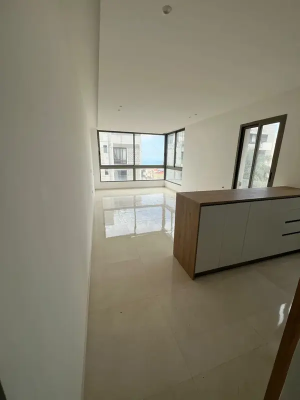 For Sale: Apartment in Ain Saadeh