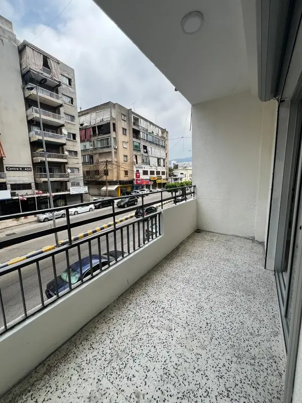 For Sale: Apartment in Dekwaneh